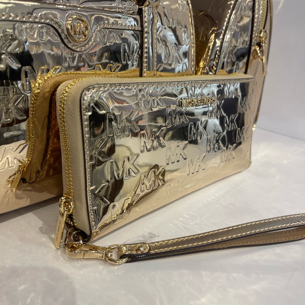 MICHAEL KORS Jet Set Lg Metallic Logo Debossed Continental Wallet Wristlet Phone - Picture 11 of 16